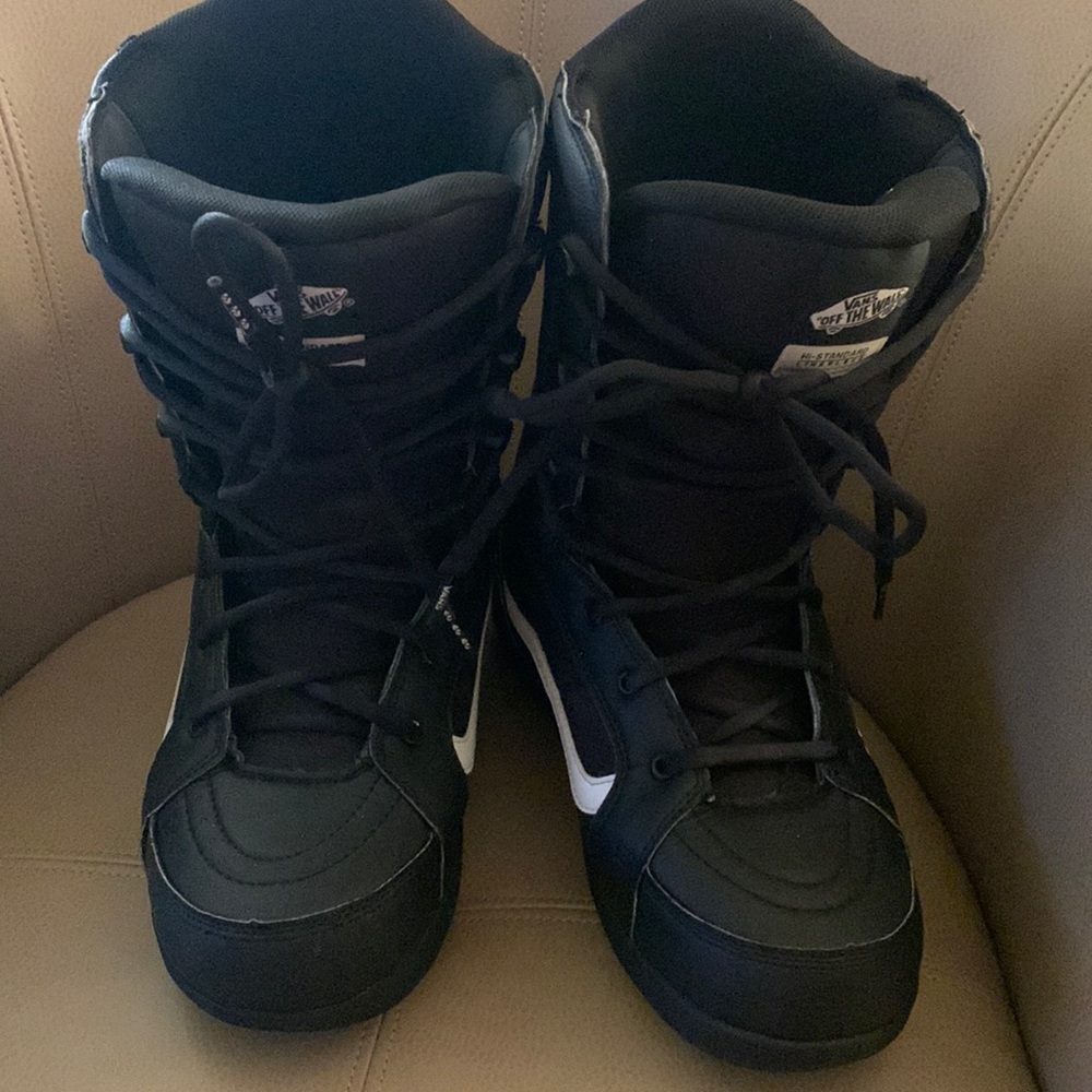 Snow board boots Great Condition, worn once!